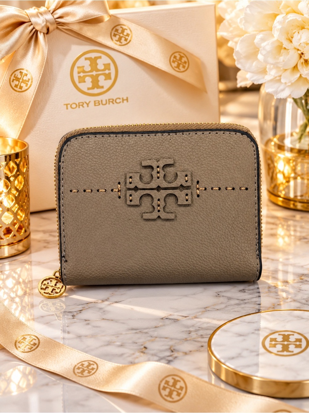 Wallet/Cardholder - Picture 1 of 5